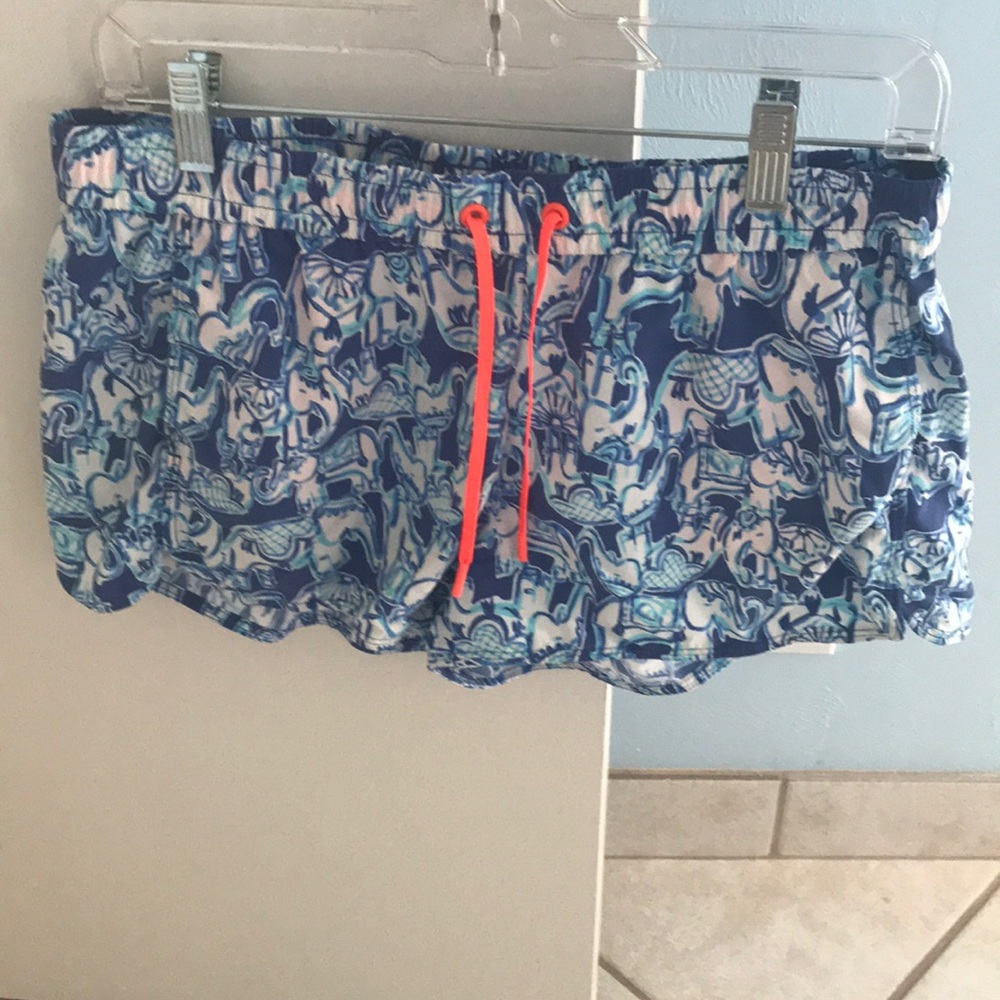 Lilly Pulitzer size medium run around short